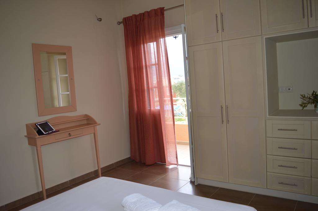Mel'S Apartments Pesádha المظهر الخارجي الصورة